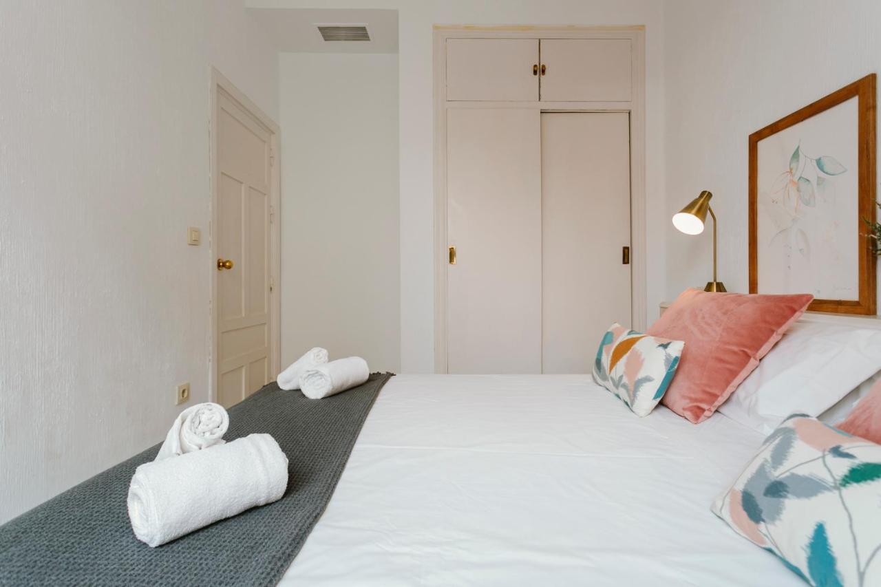 Bright And Cozy-1Bd 1Bth & 2Bd 1Bth- La Giralda Apartment Seville Ngoại thất bức ảnh